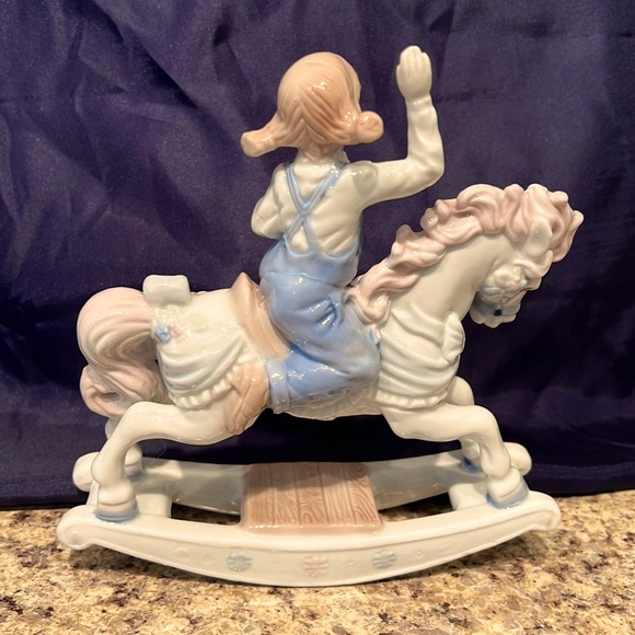 Vintage Paul Sebastian Porcelain Girl on Rocking Horse from 1991 - Picture 2 of 10